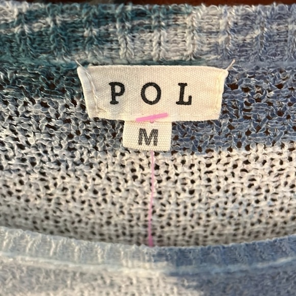 NWOT POL Women’s Blue And Cream Crewneck Sweater Size Medium - Picture 3 of 8